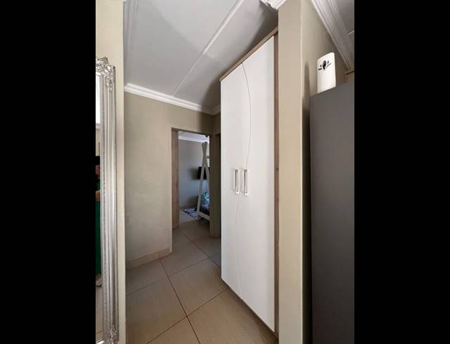 3 BEDROOM TOWNHOUSE FOR SALE IN ANNLIN